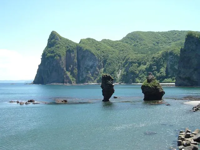 えびす岩・大黒岩【アソビュー！】