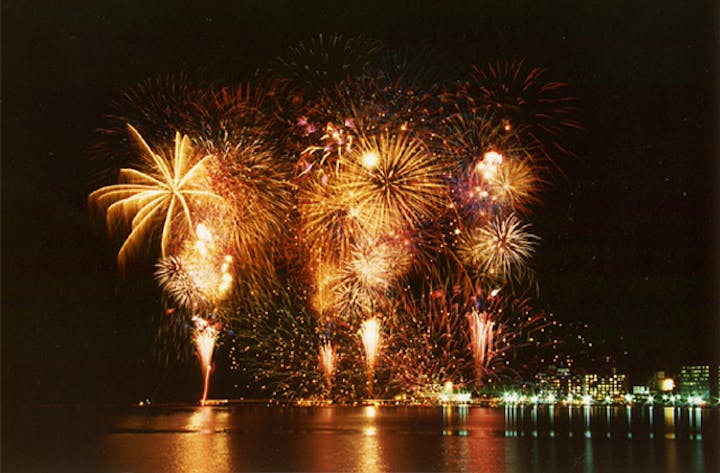 洞爺湖ロングラン花火大会