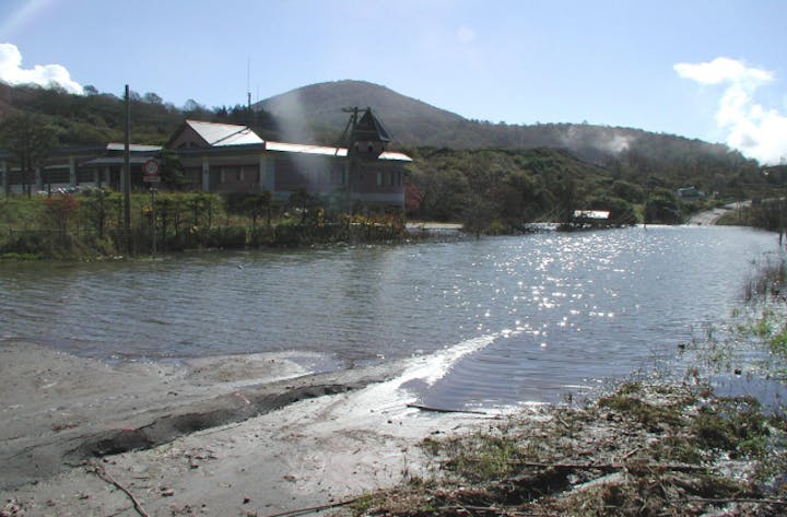有珠山西山山麓火口