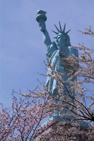 日本一の自由の女神像 アソビュー