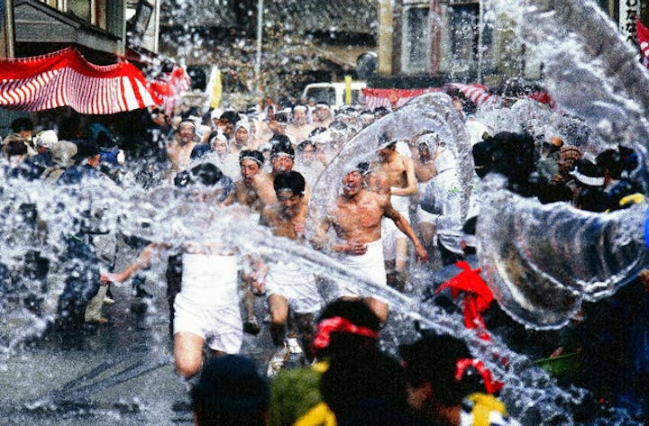 一関市・大東大原水かけ祭り