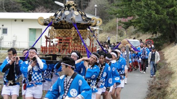 朝日山計仙麻神社神輿渡御