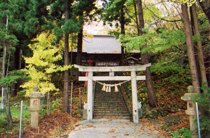 白瀑神社
