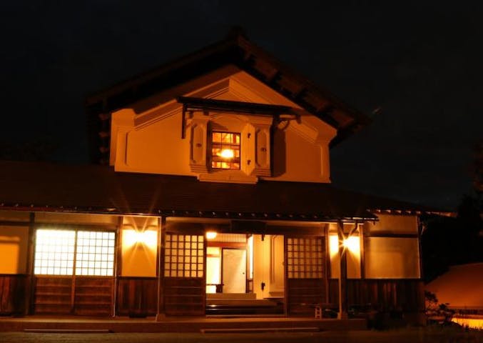 やまがた雛のみち「名湯・蔵王温泉に伝わる時代雛と蔵と古美術探訪」