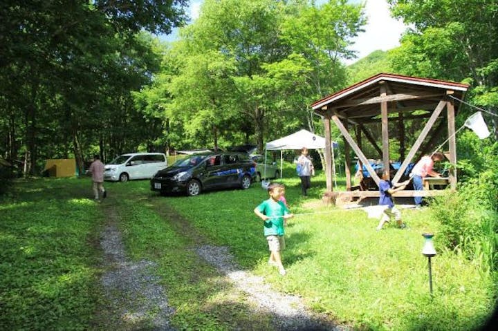 バンガロー＆キャンプからまつ