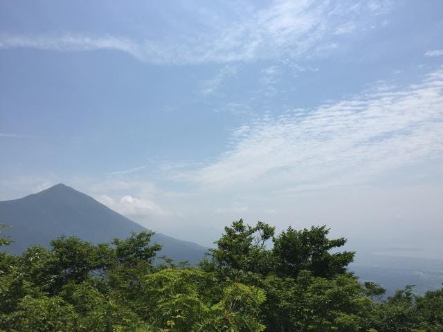 厩岳山