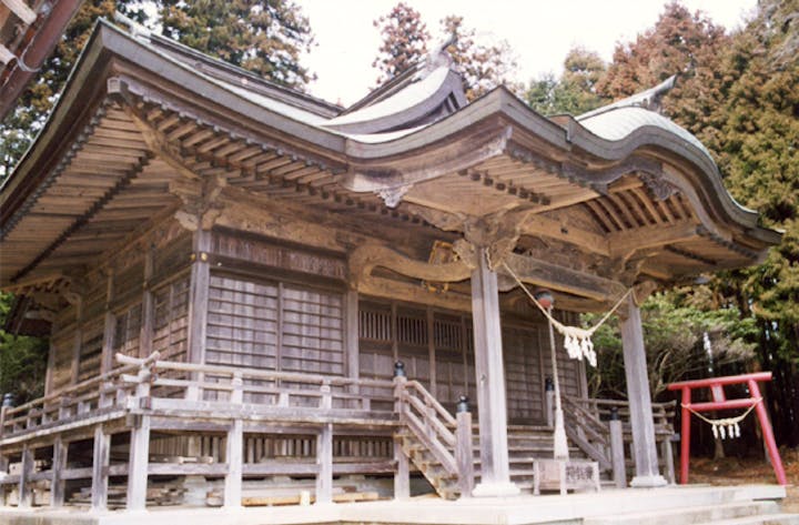 麓山神社