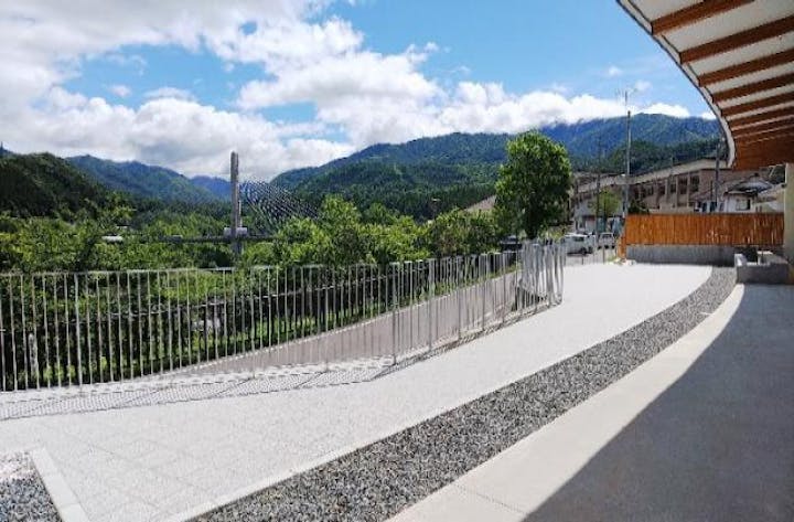 道の駅　尾瀬かたしな　足湯展望テラス