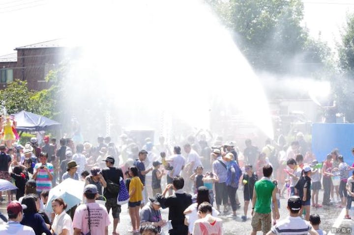 鶴ヶ島水かけまつり