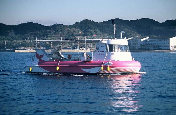 海中観光船