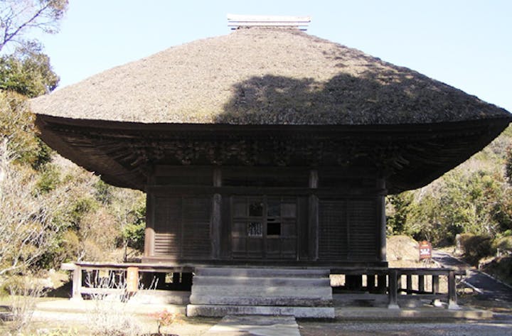 西願寺阿弥陀堂附厨子