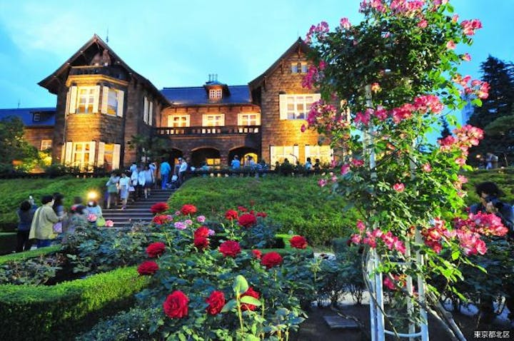 【2021年中止】旧古河庭園「春のバラフェスティバル」