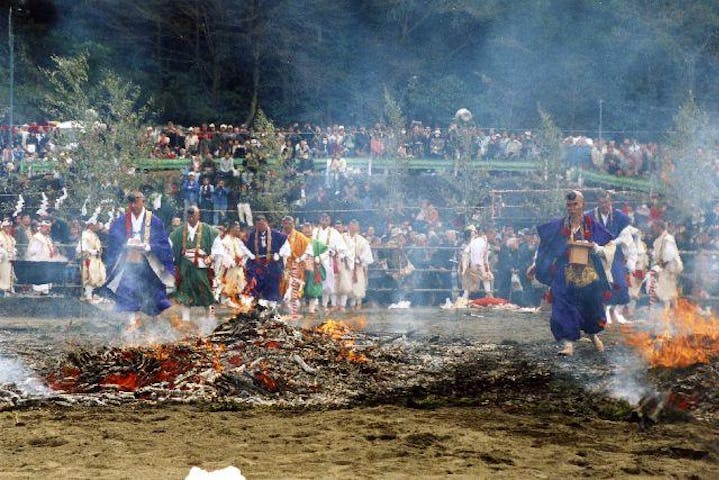 高尾山火渡り祭