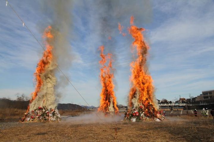 どんど焼き（東京都羽村市）