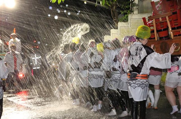 湯かけまつり