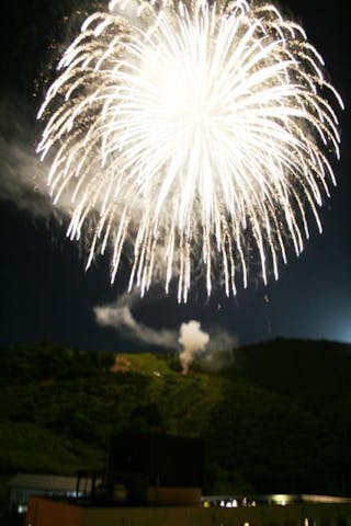 大湯温泉花火大会