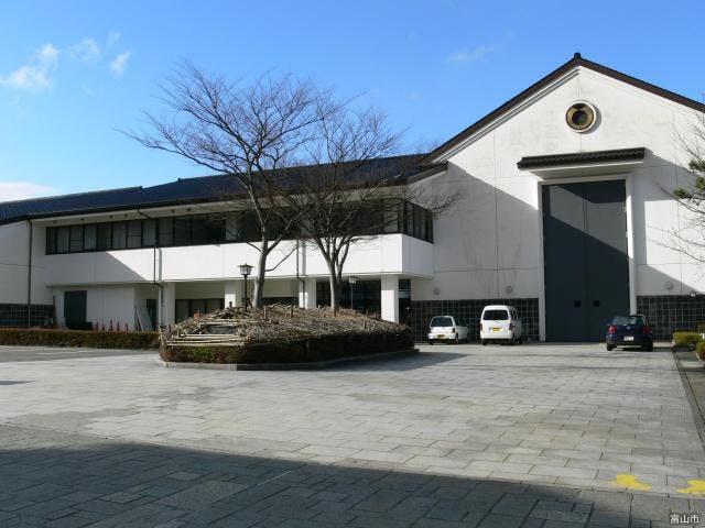 八尾曳山展示館