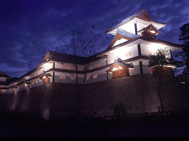 金沢城・兼六園ライトアップ【秋の段】