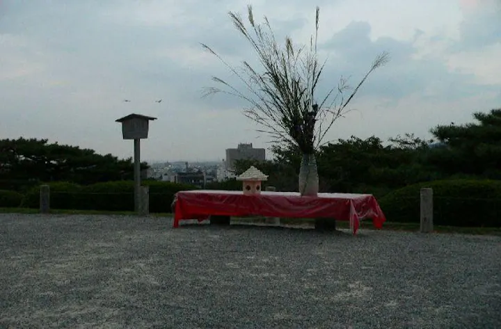 21年開催中止 金沢城 兼六園四季物語 中秋の名月鑑賞会 アソビュー