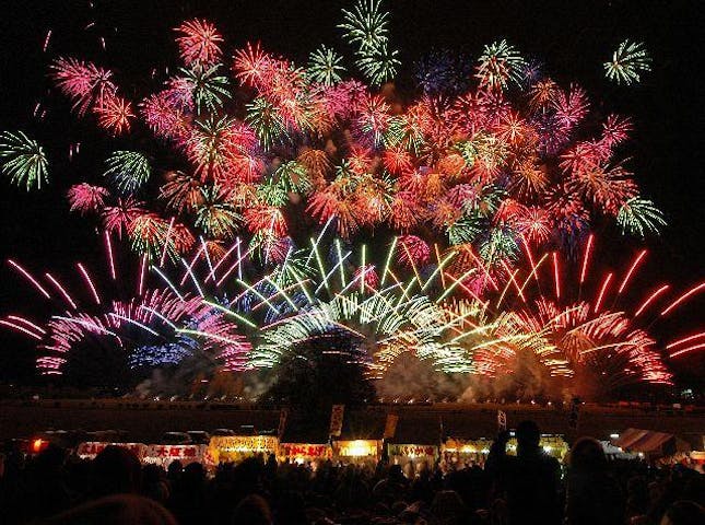 【2021年は有料観覧席等なし】長野えびす講煙火大会