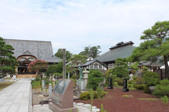芳泉寺
