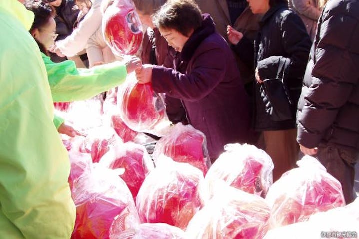 【2021年中止】高遠だるま市