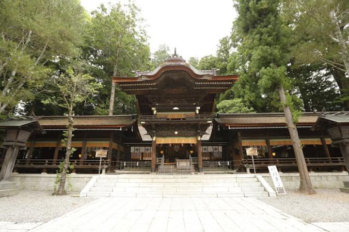 諏訪大社下社秋宮