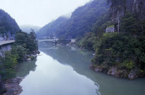 京ヶ倉 大城登山道 下生坂登山口 アソビュー