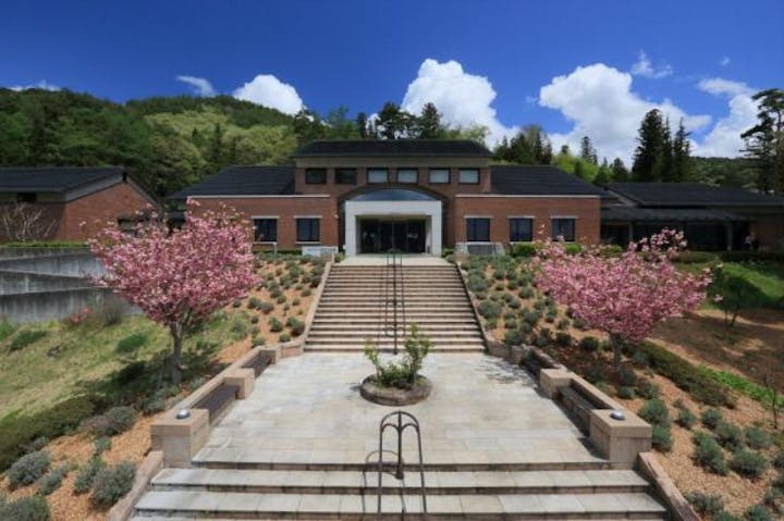 北アルプス展望美術館（池田町立美術館）