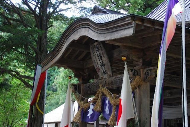 千国諏訪神社