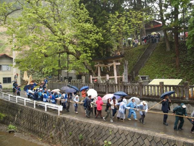 沢の宮小川神社御柱祭