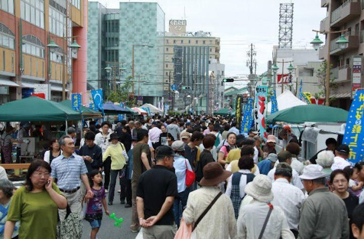 みんなで軽トラ市　いわた駅前楽市