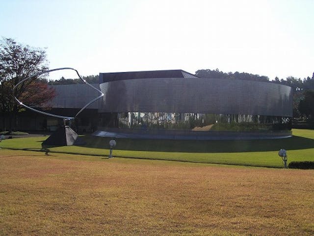 資生堂アートハウス・企業資料館