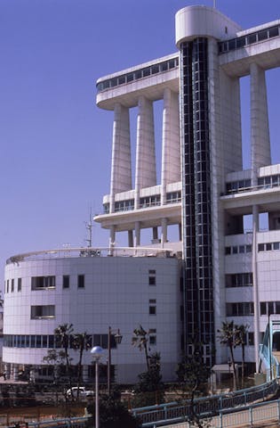 名古屋港ポートビル