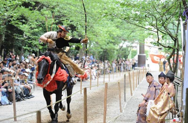 流鏑馬（近江神宮）