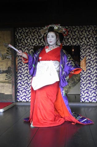 【2021年開催中止】宝鏡寺雛祭と春の人形展