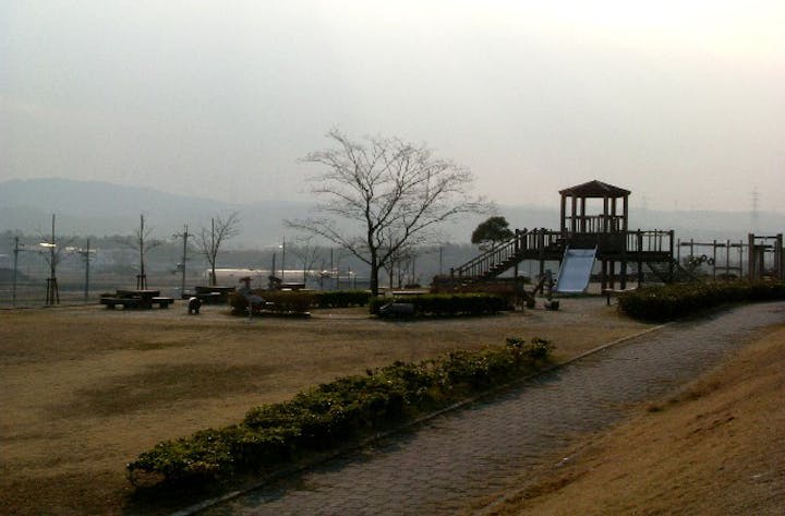 田辺木津川つつみ緑地