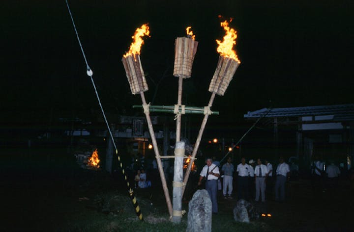 牧山の松明行事