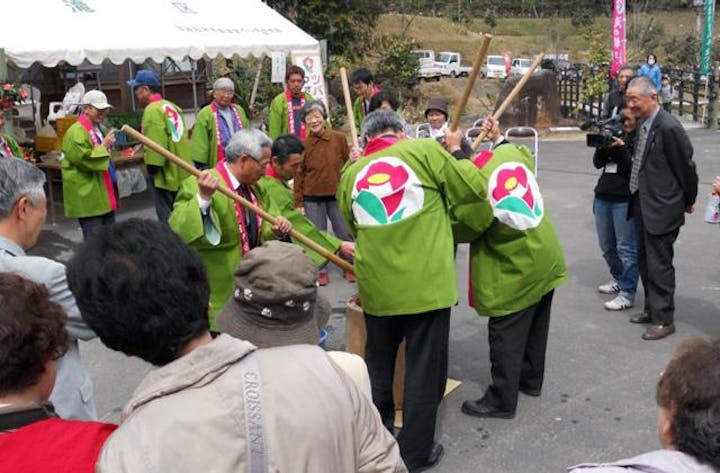 【2021年中止予定】滝の千年ツバキまつり