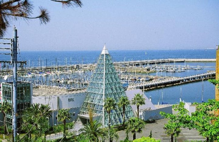 淡輪ヨットハーバー