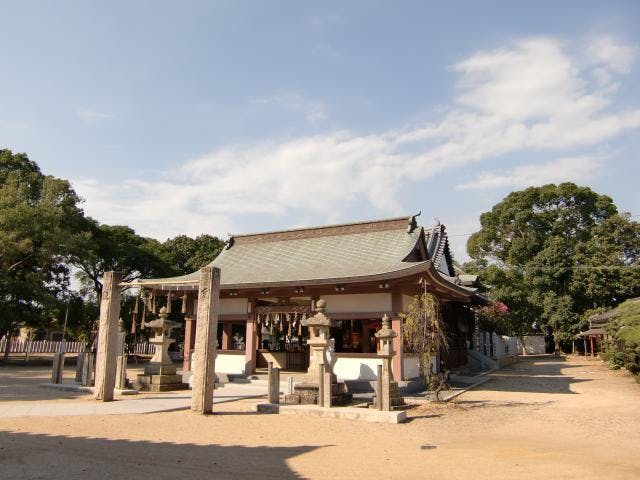 泊神社