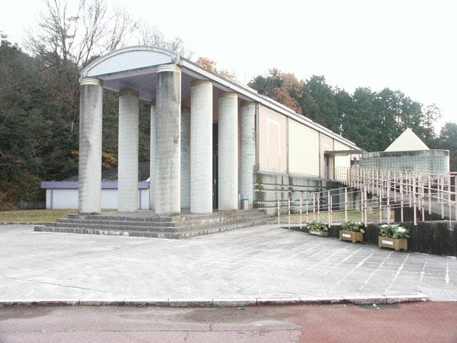 西脇市岡之山美術館