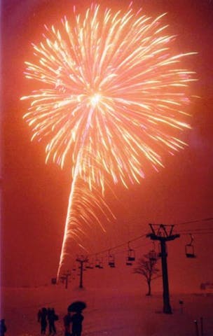 ハチ高原新春花火大会