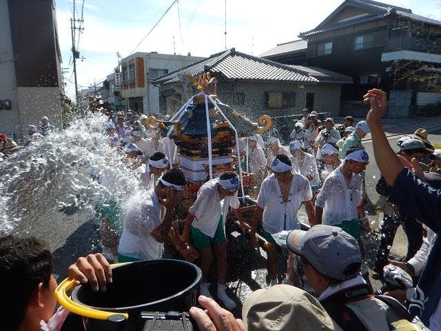 事代主神社水かけ祭り