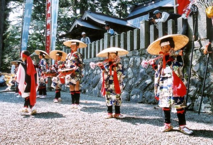 【2021年非公開にて実施】横山チャンチャコ踊り(横山神社）