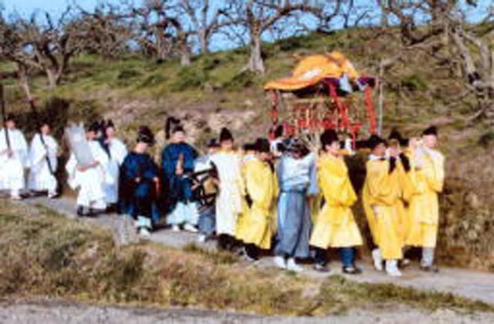 大和神社　ちゃんちゃん祭り　（※新型コロナウイルス感染拡大防止のため2021年は「お渡り」のみ中止）