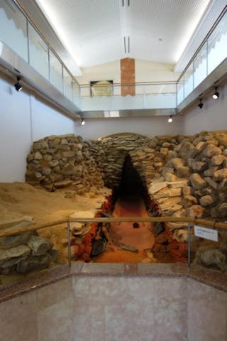 天理市立黒塚古墳展示館