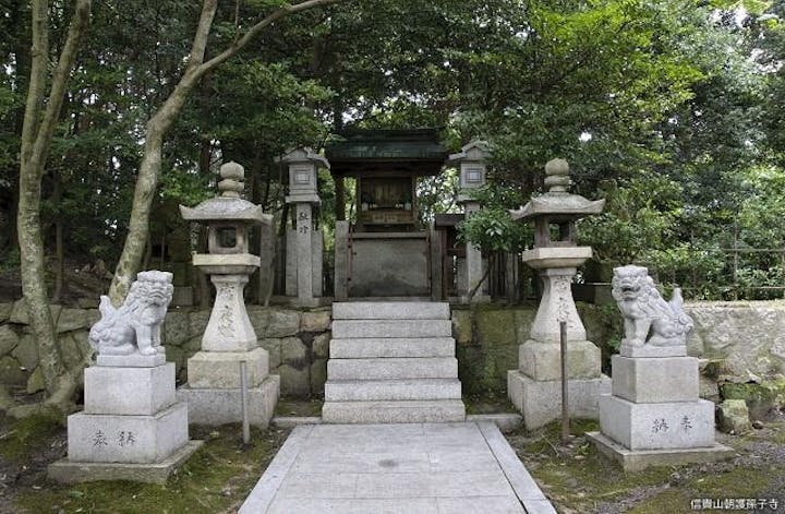 猪上神社