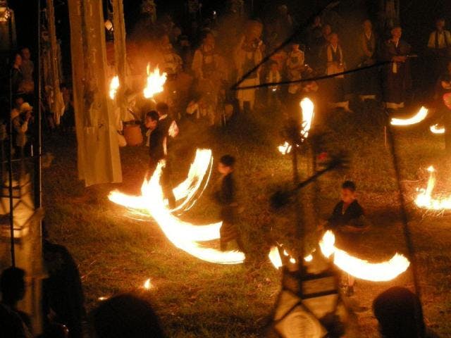 【2021年は縮小開催】興国寺火祭り