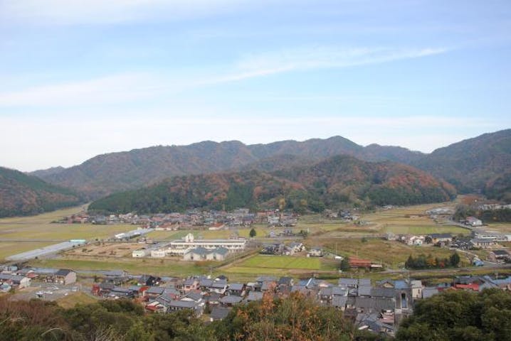 愛宕山展望台・湯かむりの塔